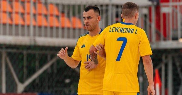 Українська команда з пляжного футболу зазнала поразки від Італії, але це не завадило їй потрапити до фіналу Євроліги-2027.