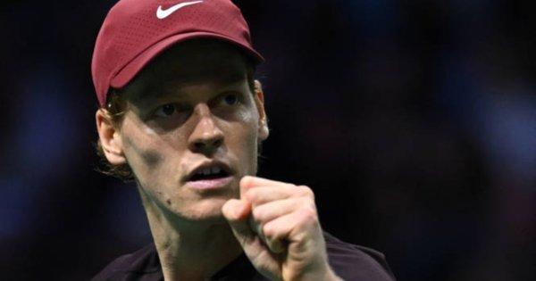 Сіннер без жодних вагань здолав Звєрєва, який займає другу позицію в світовому рейтингу. Він впевнено здобув перемогу, залишивши суперникові 