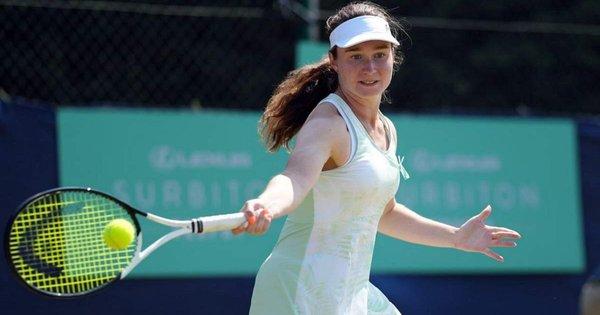 Українська тенісистка пробилася до фіналу відомого турніру в Глазго, здійснивши вражаючий камбек після того, як її суперниця подала 19 ейсів.