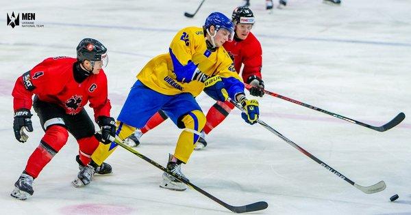 Україна здобула наполегливу перемогу в другому поєдинку Європейського кубка націй з хокею.