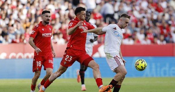 Севілья поклала край своїй невдалій серії, здобувши перемогу над Осасуною. Таким чином, андалузька команда зробила крок ближче до потрапляння в зону єврокубків.