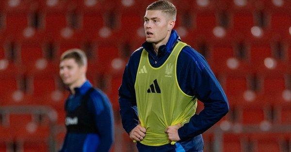Довбик роз'яснив причини невисокої ефективності нападників національної збірної України: 