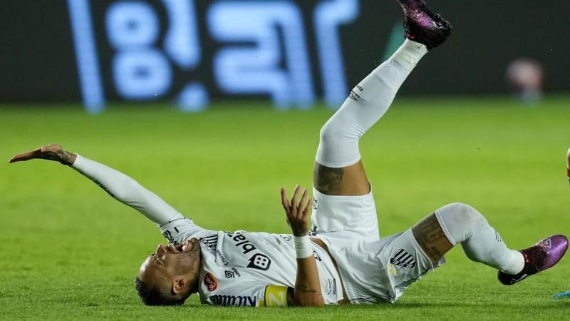 Неймар знову зазнав травми і може не встигнути на чемпіонат світу-2026 - Футбол24