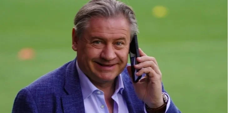 Російський футбол переживає тяжкі часи. Гравець Манчестер Юнайтед з Кропивницького чесно висловив свою думку про міжнародні санкції проти РФ.