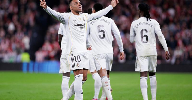 Реал Мадрид з великим рахунком переміг Атлетік: Мбаппе та Камавінга відзначилися голами в матчі.