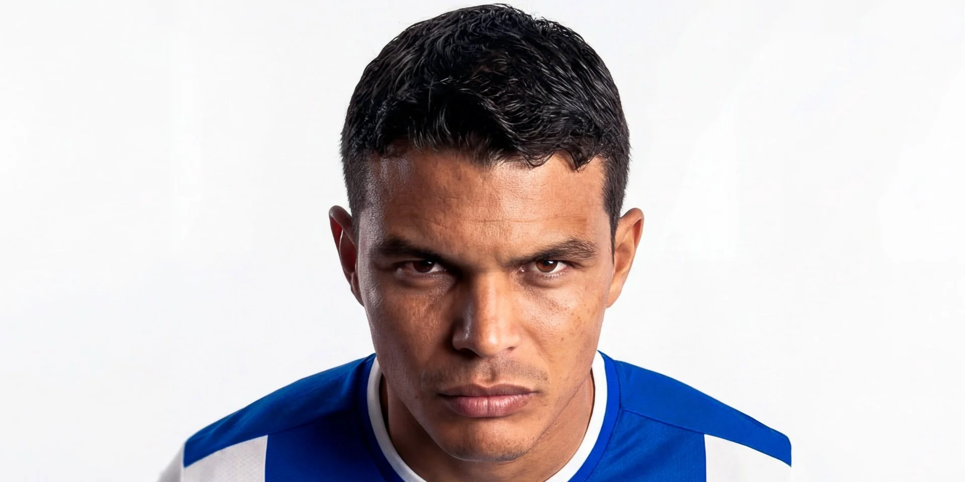 Колишня зірка ПСЖ та Челсі у віці 41 року зробив повернення з Бразилії до Європи.