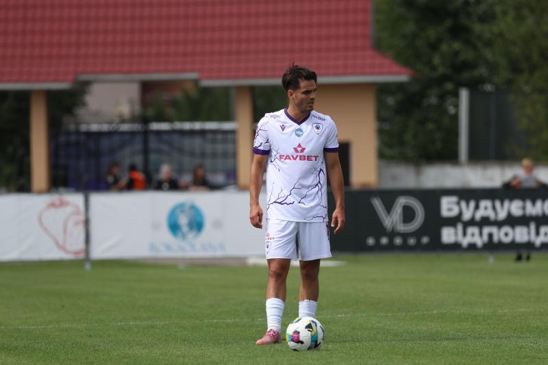 Гравець півзахисту ЛНЗ завершив своє перебування в клубі - футболіст висловив свою вдячність Пономарьову - Футбол24.