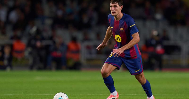 Барселона має намір продовжити угоду з Крістенсеном, який наразі проходить реабілітацію після травми.