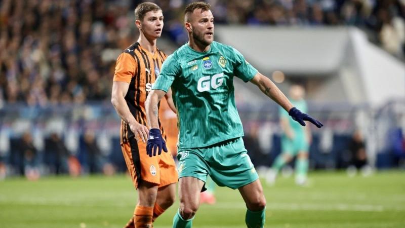 Ярмоленко, Бленуце та ще троє футболістів Динамо не проходять медичний огляд разом з рештою команди — джерело розкрило причини. - Футбол24