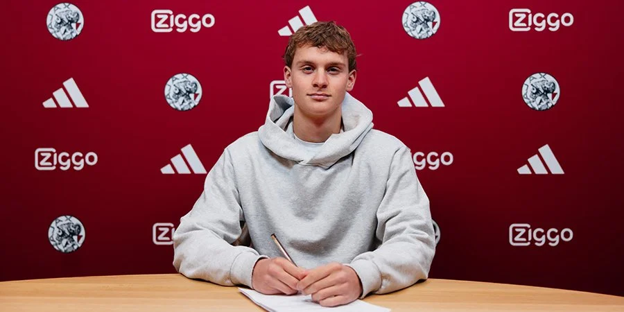 Вихованець Мілана. Син Златана Ібрагімовича підписав контракт з відомим європейським клубом на умовах оренди.