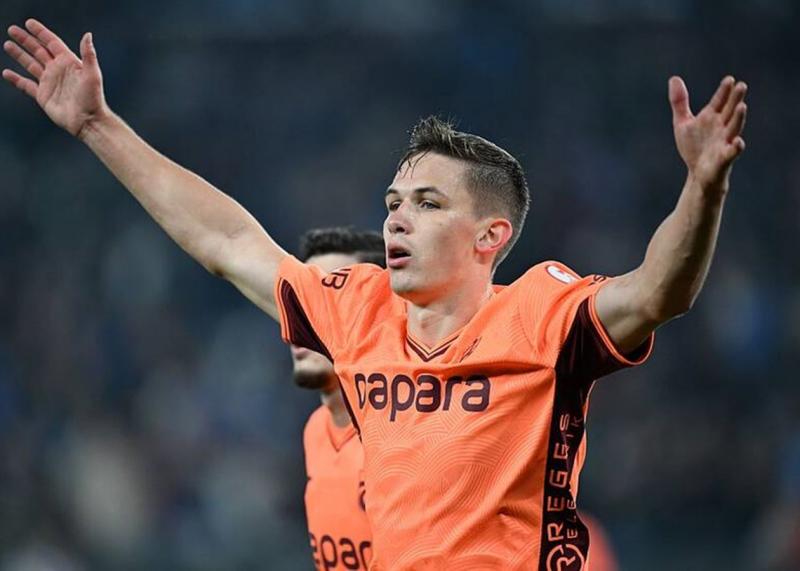 Андерлехт зробив запит до Трабзонспора щодо можливості переходу Данила Сікана.