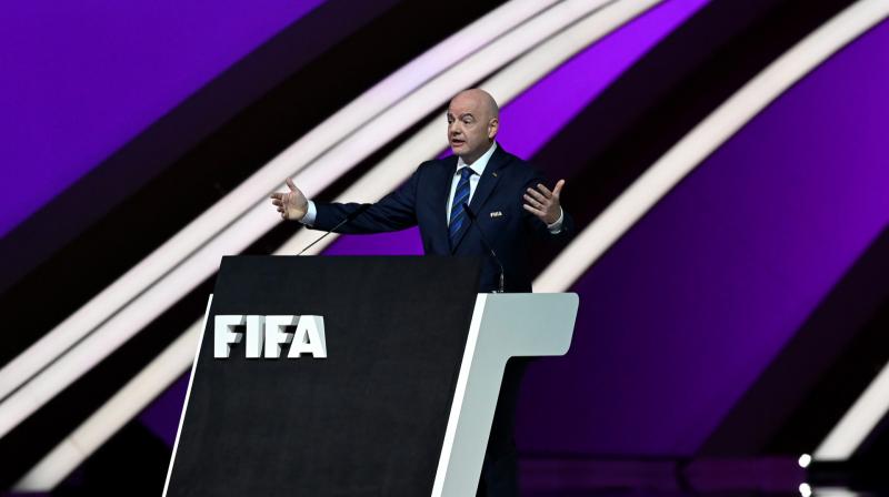 Залучення до актів гуманітарної агресії щодо України: президент ФІФА опинився в базі 