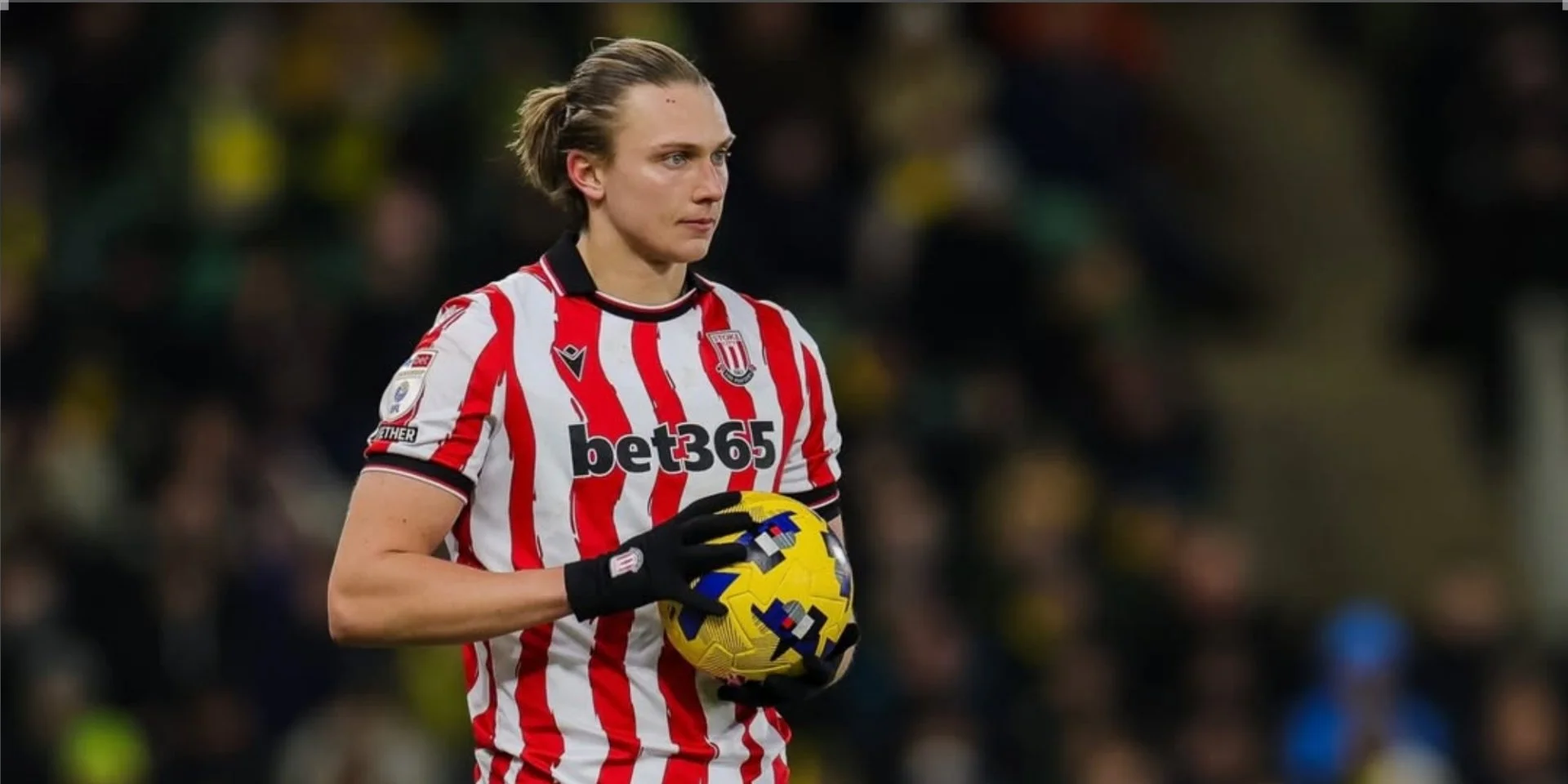 Британські вболівальники створили пісню на честь гравця збірної України – відео.