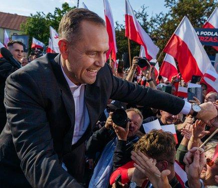 Чим прославився новий президент Польщі Кароль Навроцький?