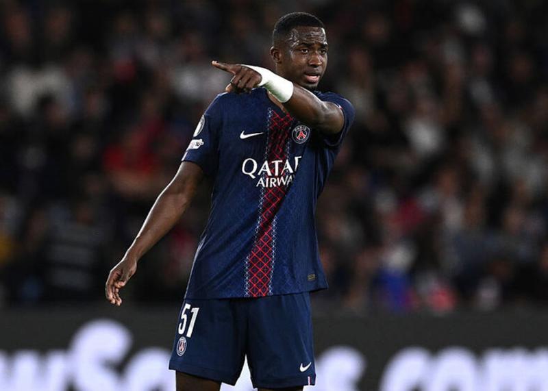 Основна лінія оборони ПСЖ стала міцнішою завдяки новій угоді.