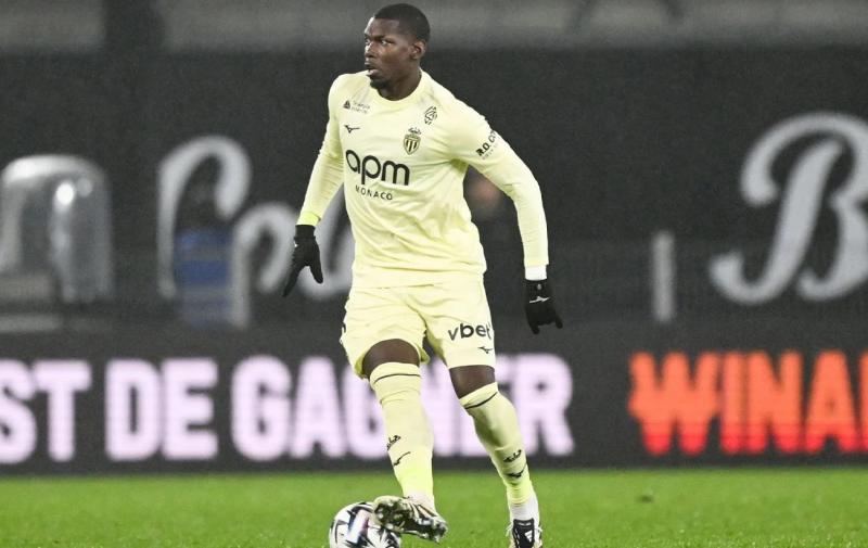 Приклад для Мудрика: чемпіон світу знову вийшов на футбольне поле після тривалої заборони (відео)