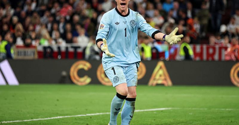 Відомий воротар може продовжити свою кар'єру в команді Жирона - Спорт bigmir)net