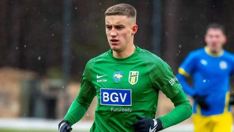 Крушинський висловив свою реакцію на новини щодо інтересу з боку Брентфорда - Футбол24