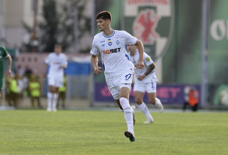 Влітку Владислав Бленуце, румунський футболіст, може залишити київське Динамо.