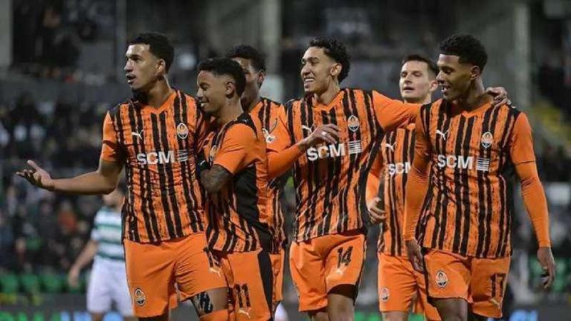 Шахтар проти АЗ Алкмар - онлайн-трансляція поєдинку - Футбол 24.