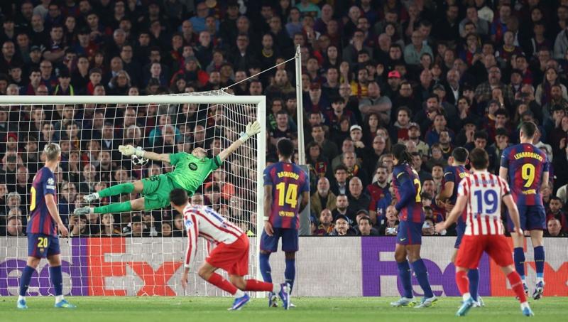 Атлетіко Мадрид проти Барселони - дивіться онлайн-трансляцію та склади до чвертьфінального матчу Ліги Чемпіонів на Футбол 24.