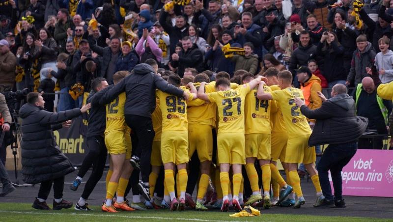 У Буковині ухвалили рішення щодо тренера та потенційних трансферів на випадок підвищення до УПЛ - Футбол24.