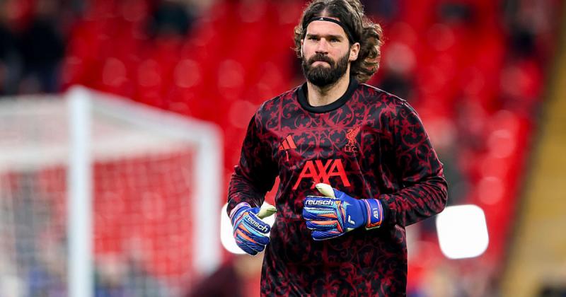 Ювентус успішно вмовив Аліссона Беккера приєднатися до своєї команди: Ліверпуль розглядає подальші кроки щодо воротаря - Спорт bigmir)net.