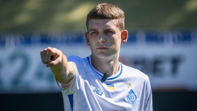 Динамо Київ, Василь Буртник - представники тернопільської Ниви поділилися інформацією про оренду цього футболіста в їхньому клубі.