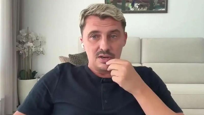 Максим Калиниченко поділився своїми враженнями про реакцію учасників чату Спартака Москва на війну.